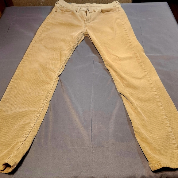 🌸Levi's 514 Women's Straight Leg Tan Corduroy Jeans Size 34 - Picture 2 of 8